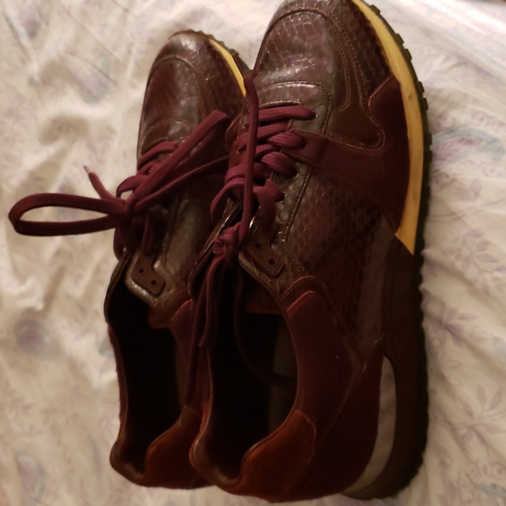 Women louis vuitton sneaker burgundy - Picture 4 of 4